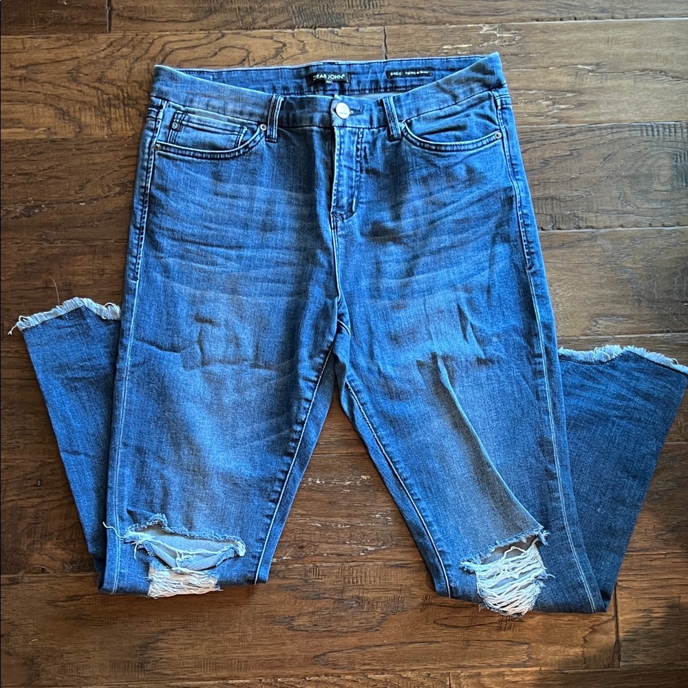 Women’s Distressed Blue Jeans